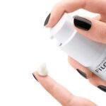 FILORGA  OPTIM-EYES - Soin contour des yeux défatigant cernes, poches, ridules 15ml – Image 3
