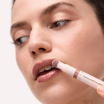 Catrice Colour Cushion Juicy Lipstick Oil 010 – Image 3