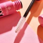 Essence Fix It Like A Pro Transparant Brow Gel – Image 3
