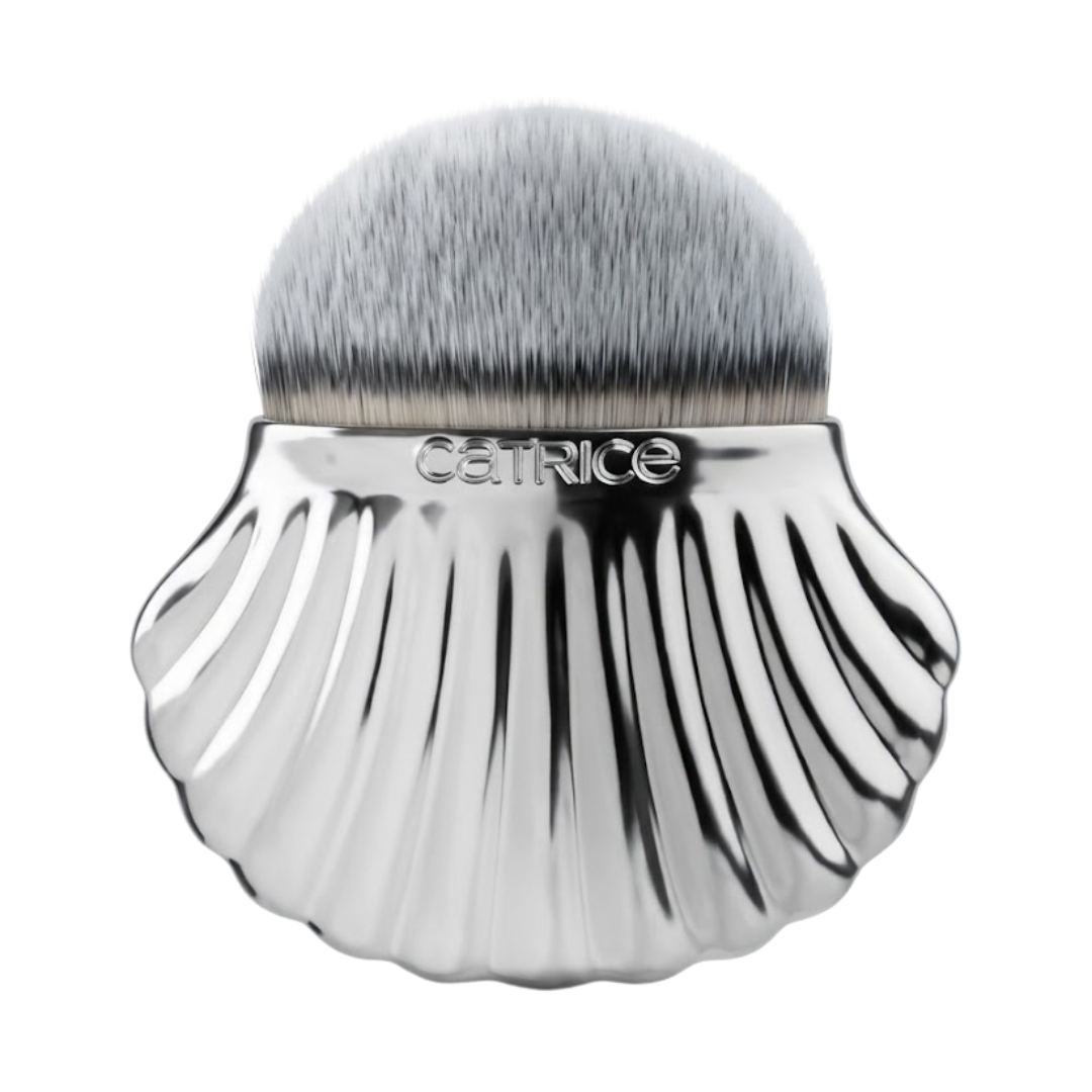 Catrice-Seashell-Stories-FaceBody-Brush-C01.png Catrice Seashell Stories Face & Body Brush C01 – Image 1